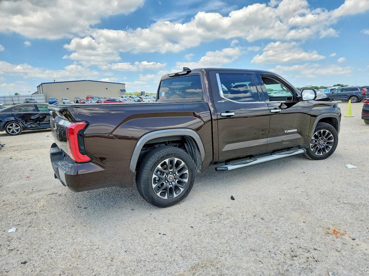 2023 TOYOTA TUNDRA CREWMAX LIMITED — снимка 3