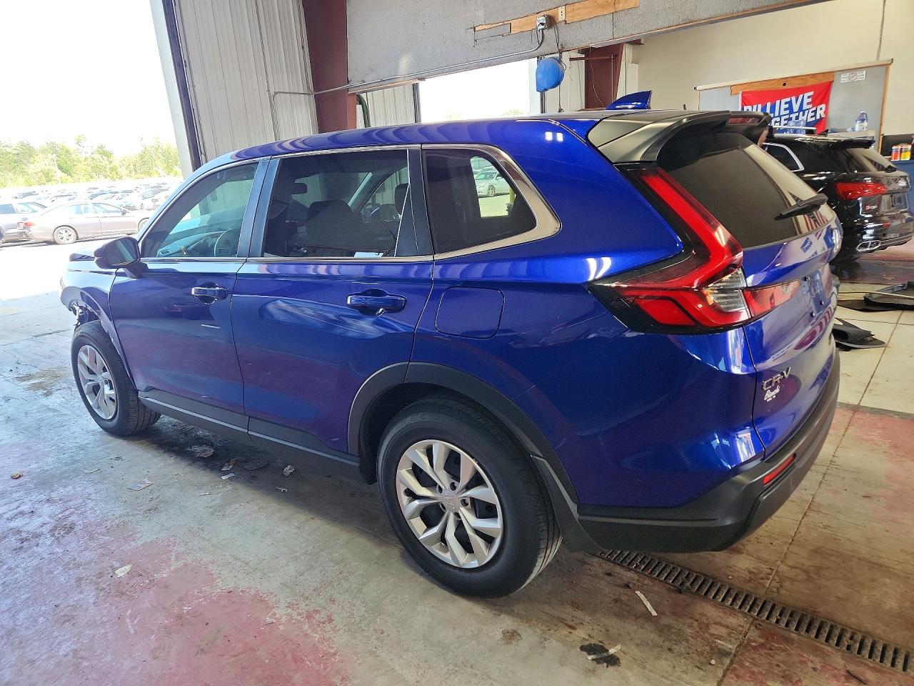 2025 HONDA CR-V LX — снимка 2