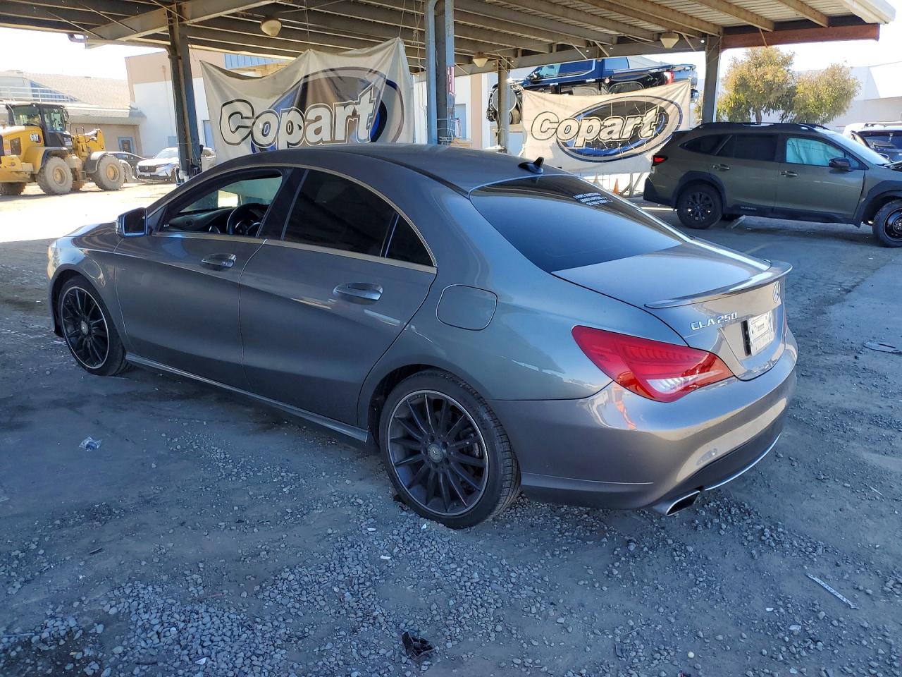 2014 MERCEDES-BENZ CLA 250 — снимка 2
