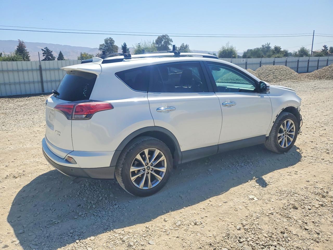 2017 TOYOTA RAV4 LIMITED — снимка 3
