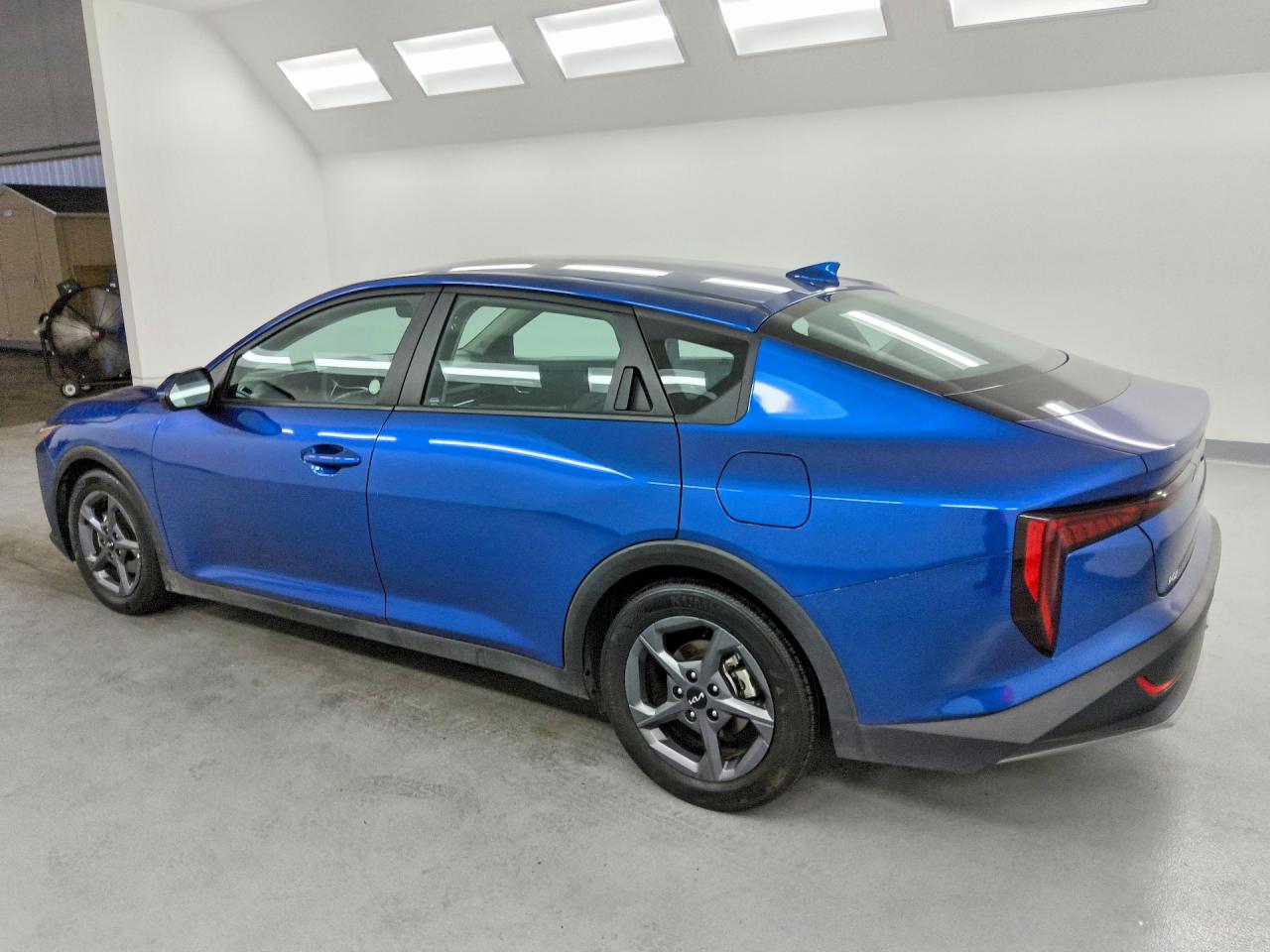 2025 KIA K4 LXS — снимка 2