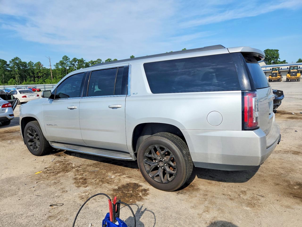 2016 GMC YUKON XL C1500 SLT — снимка 2