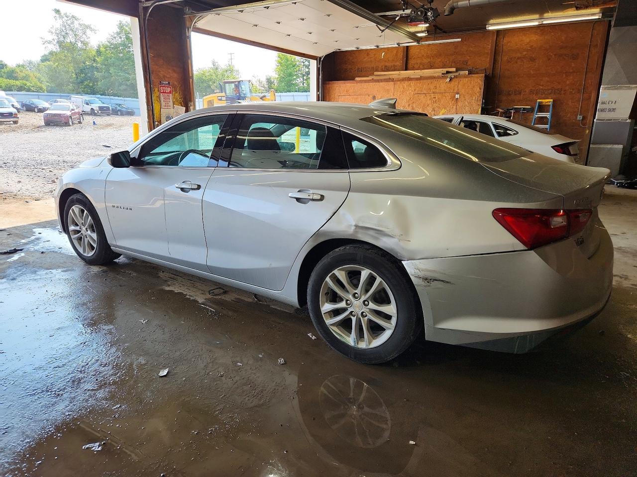 2017 CHEVROLET MALIBU LT — снимка 2
