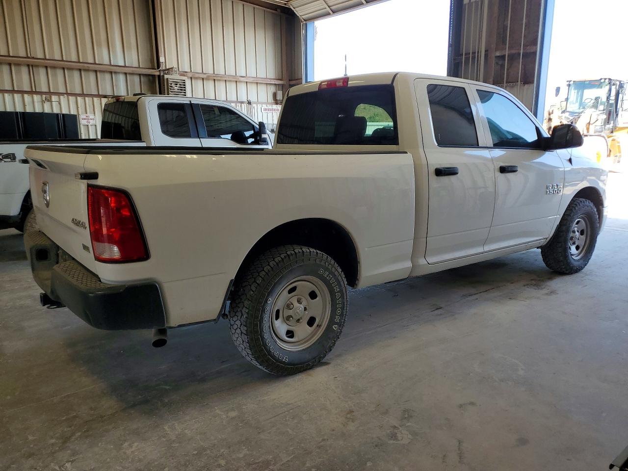 2015 RAM 1500 ST — снимка 3