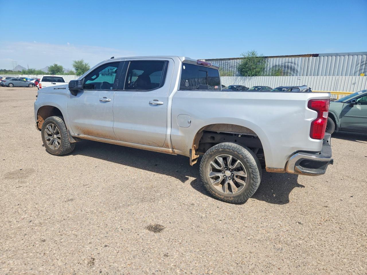 2021 CHEVROLET SILVERADO C1500 LT — снимка 2