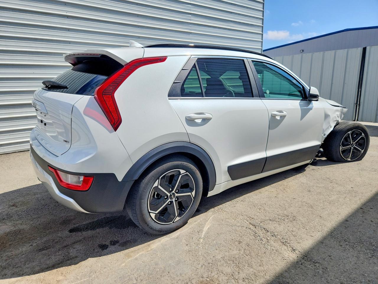 2025 KIA NIRO LX — снимка 3