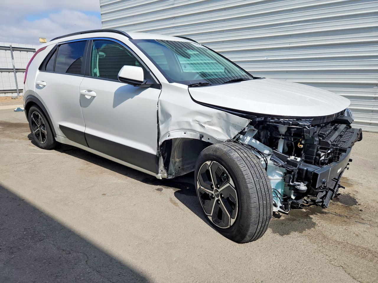 2025 KIA NIRO LX — снимка 4