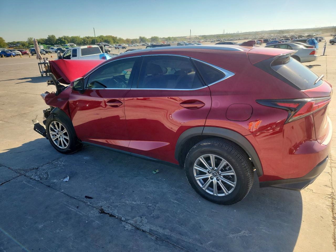 2020 LEXUS NX 300 — снимка 2