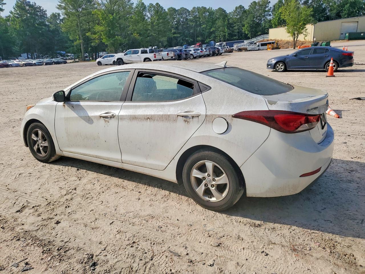 2015 HYUNDAI ELANTRA SE — снимка 2