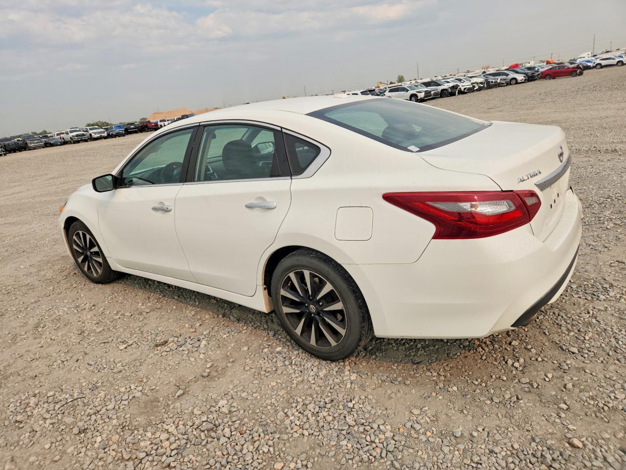 2018 NISSAN ALTIMA 2.5 SV — снимка 2