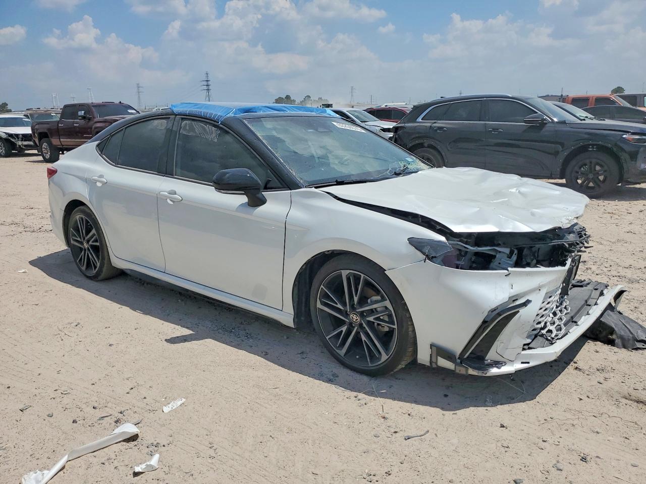 2026 TOYOTA CAMRY XSE — снимка 4