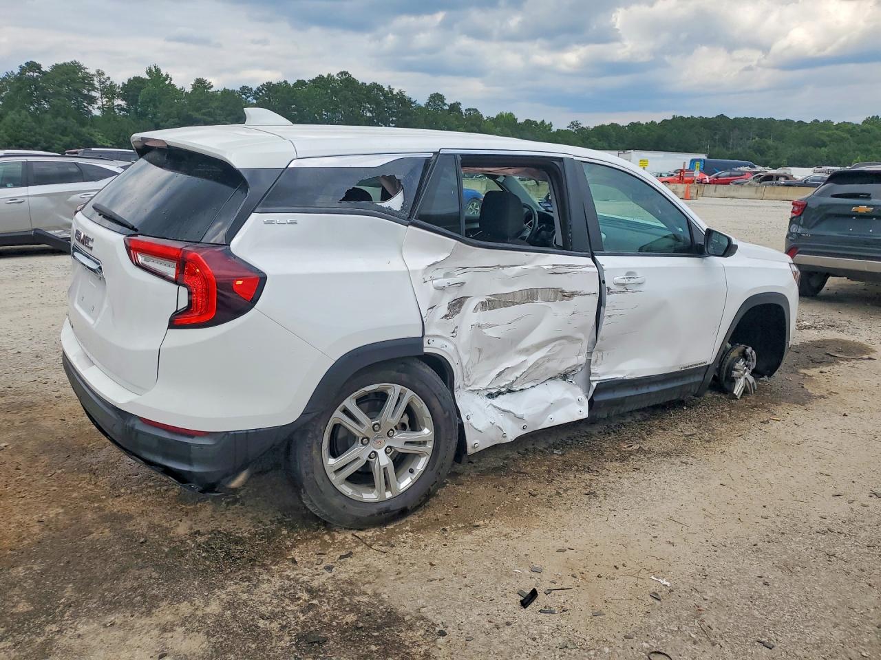 2024 GMC TERRAIN SLE — снимка 3