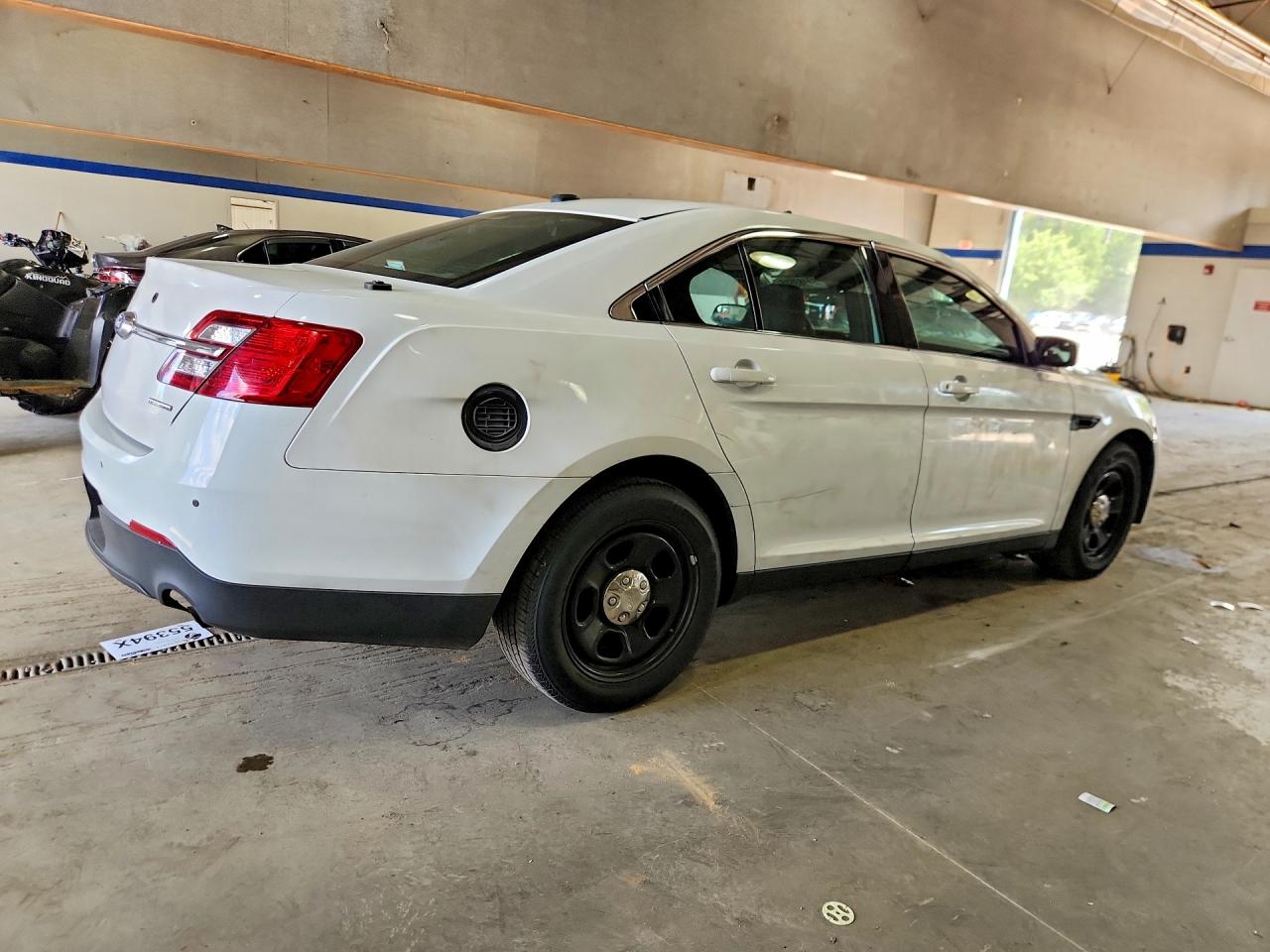 2017 FORD TAURUS POLICE INTERCEPTOR — снимка 3