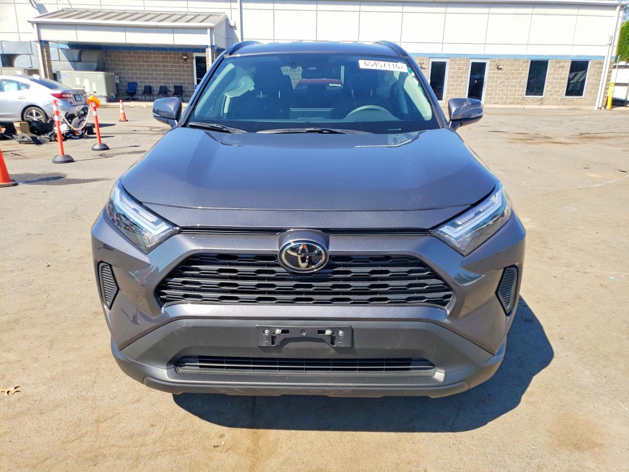 2023 TOYOTA RAV4 XLE — снимка 5