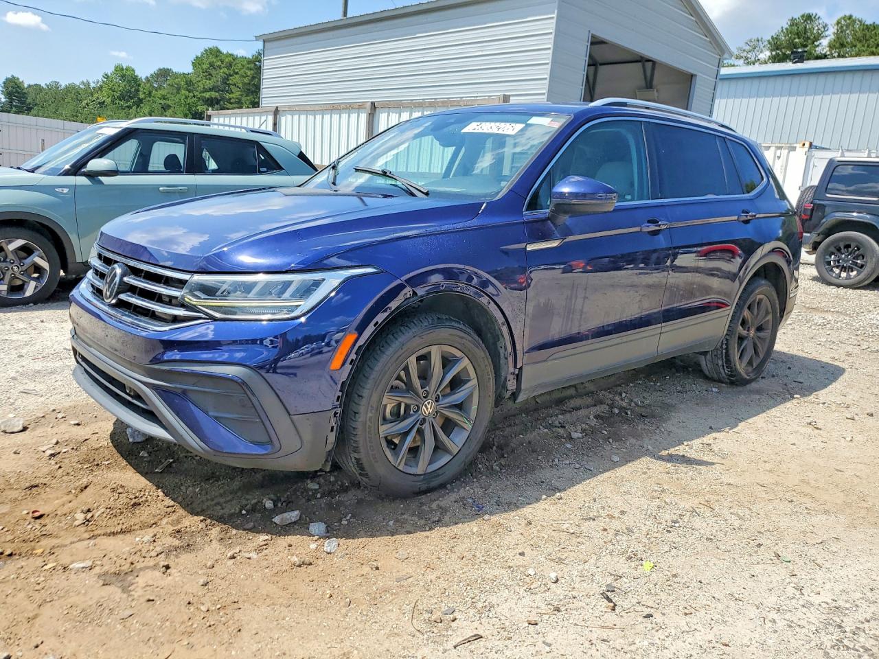 2022 VOLKSWAGEN TIGUAN SE
