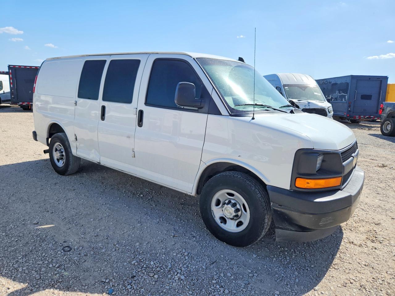 2017 CHEVROLET EXPRESS G3500 — снимка 4