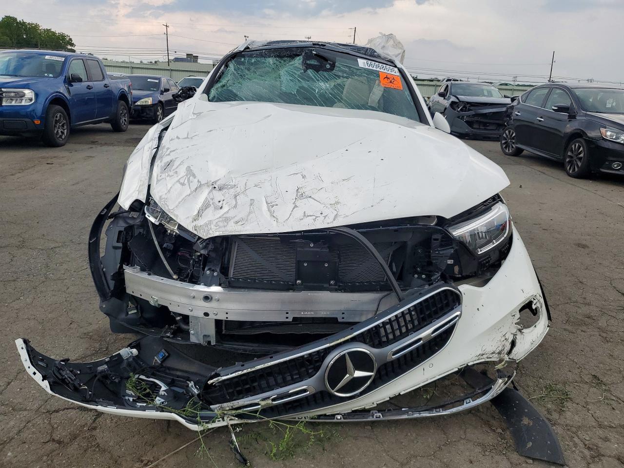 2026 MERCEDES-BENZ GLC 300 4MATIC — снимка 5