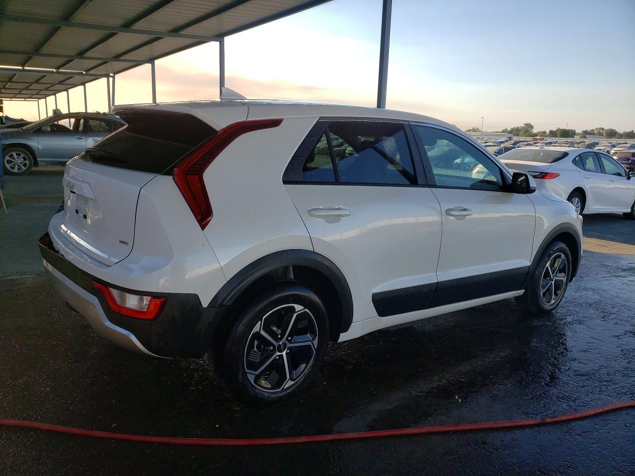 2025 KIA NIRO LX — снимка 3