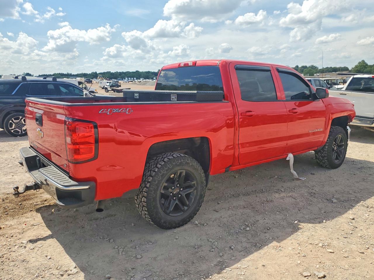 2016 CHEVROLET SILVERADO K1500 LT — снимка 3