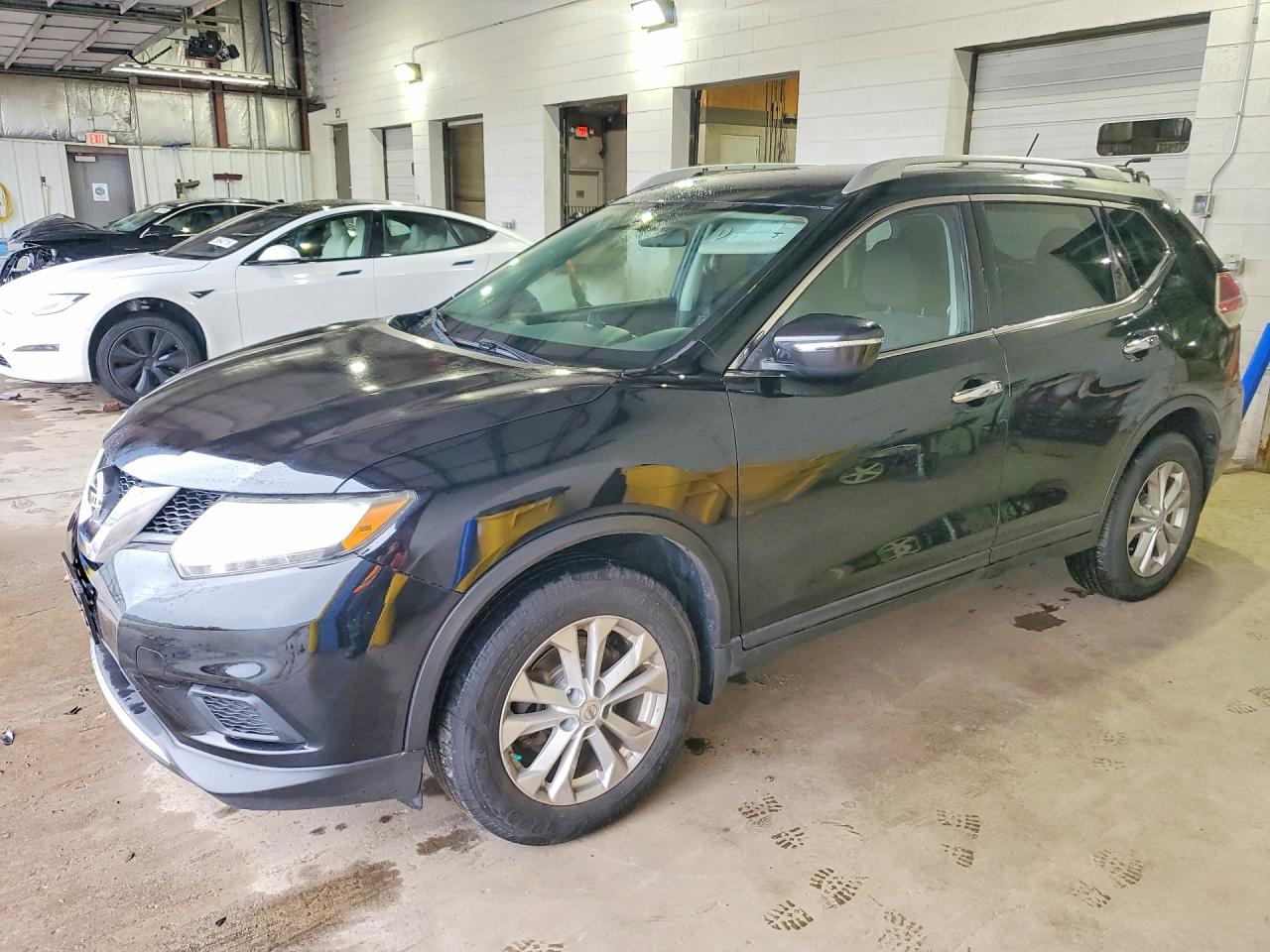 2015 NISSAN ROGUE SV