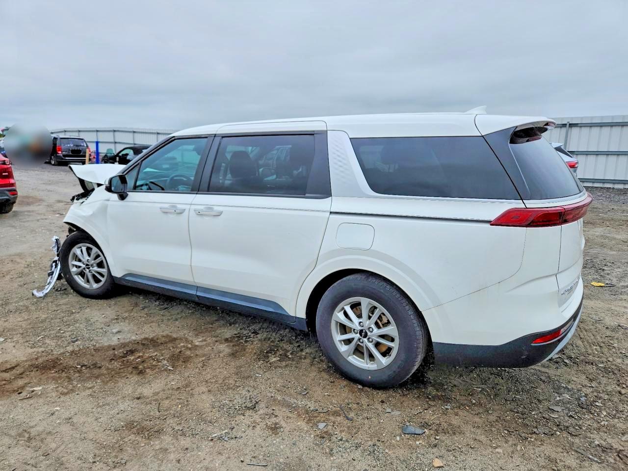 2022 KIA CARNIVAL LX — снимка 2