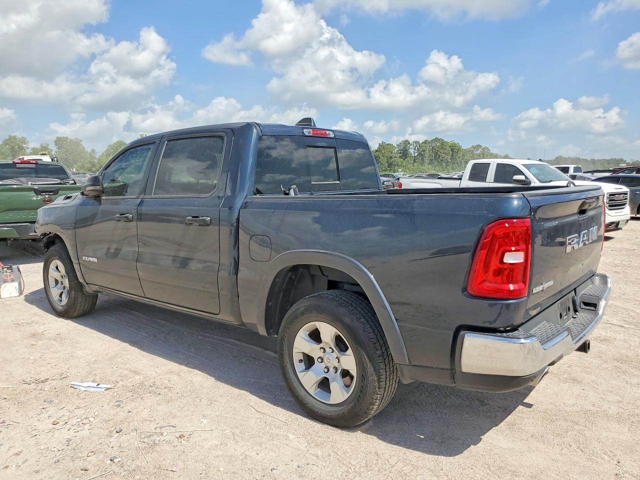 2025 RAM 1500 — снимка 2