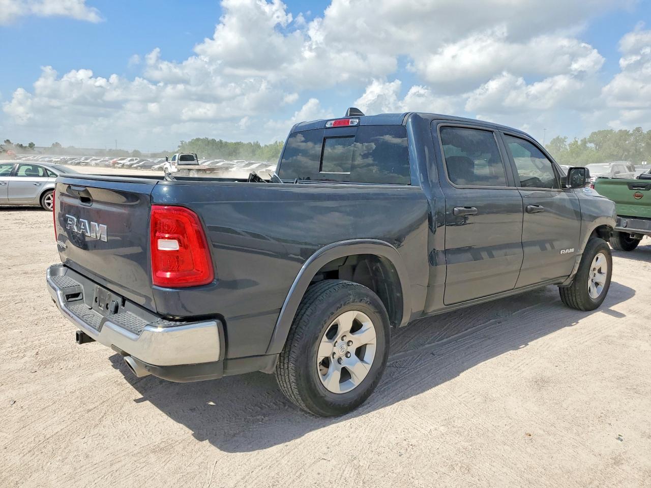 2025 RAM 1500 — снимка 3