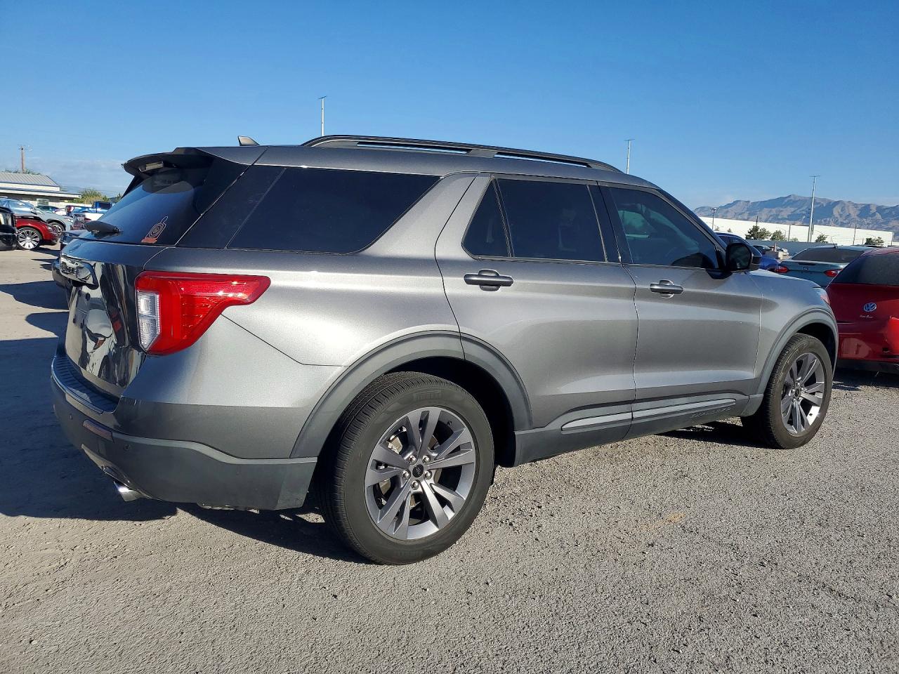 2023 FORD EXPLORER XLT — снимка 3