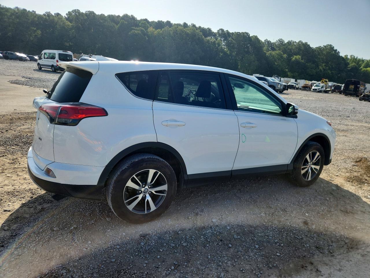 2018 TOYOTA RAV4 XLE — снимка 3