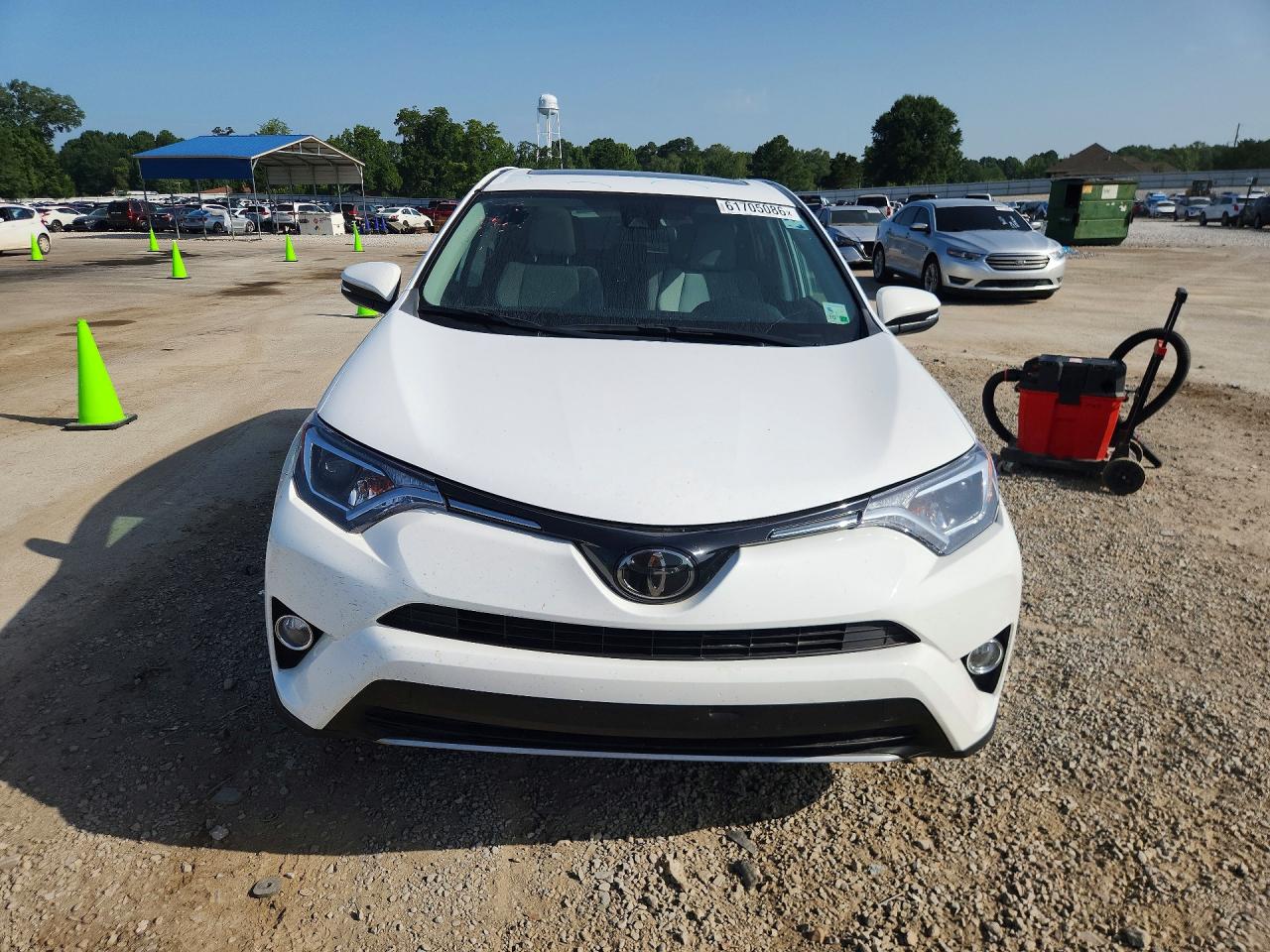 2018 TOYOTA RAV4 XLE — снимка 5