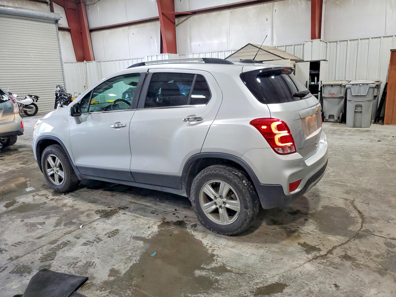 2019 CHEVROLET TRAX 1LT — снимка 2