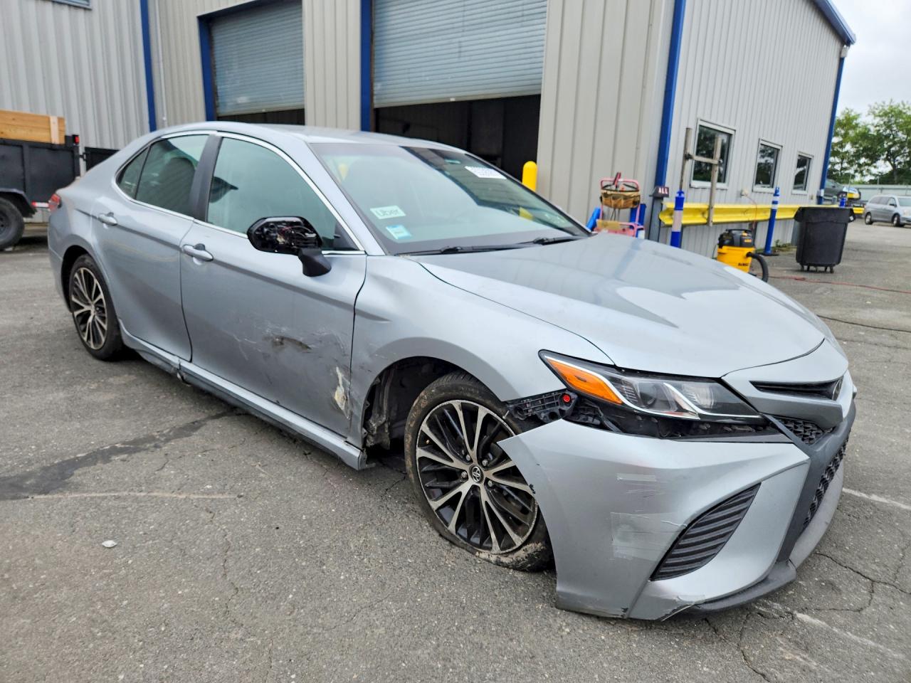 2018 TOYOTA CAMRY SE — снимка 4
