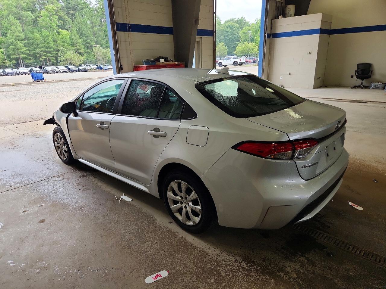 2022 TOYOTA COROLLA LE — снимка 2