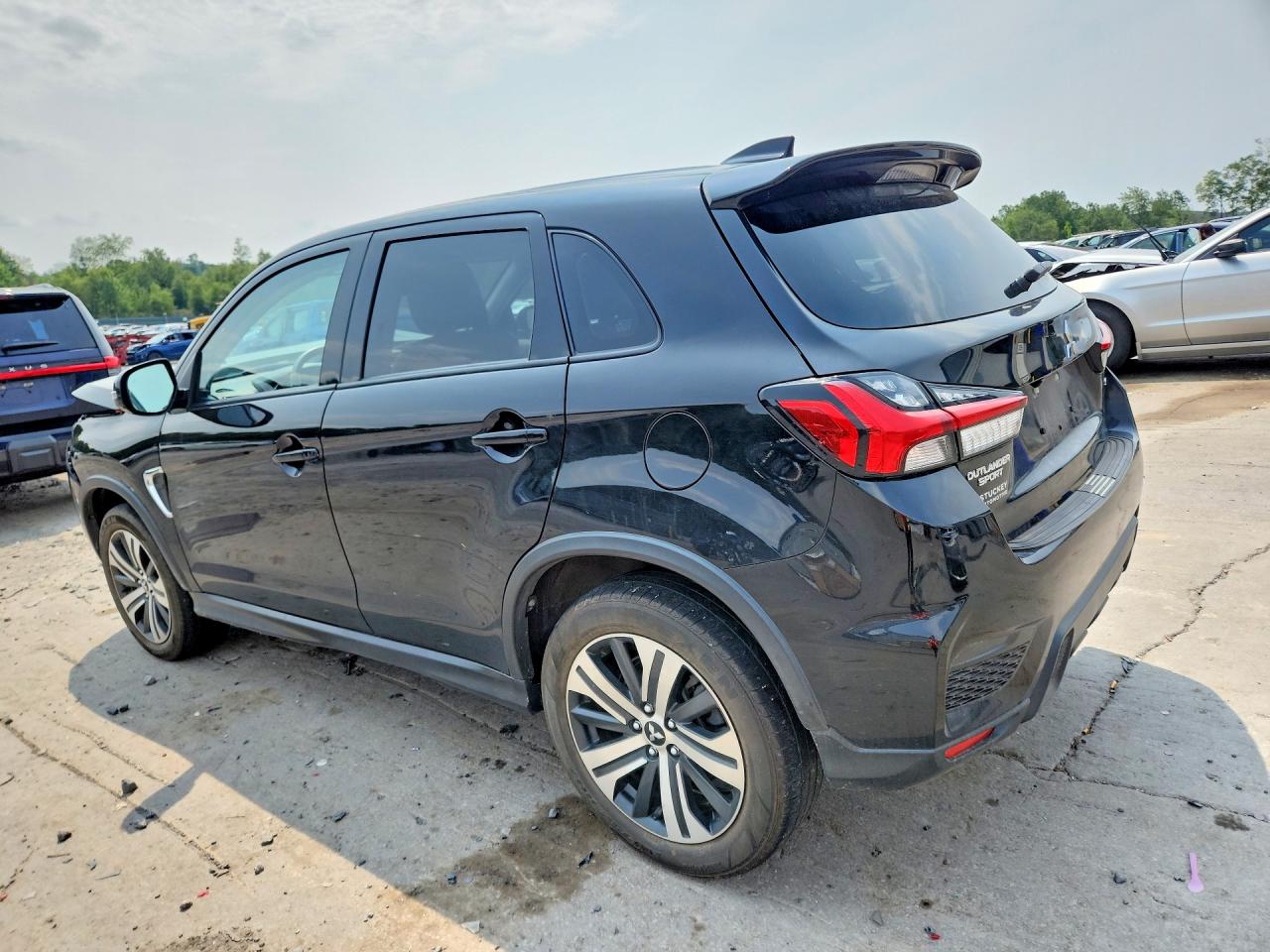 2023 MITSUBISHI OUTLANDER SPORT S/SE — снимка 2
