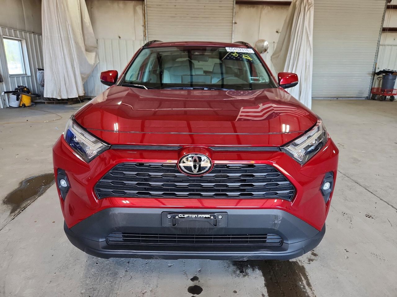 2023 TOYOTA RAV4 XLE PREMIUM — снимка 5