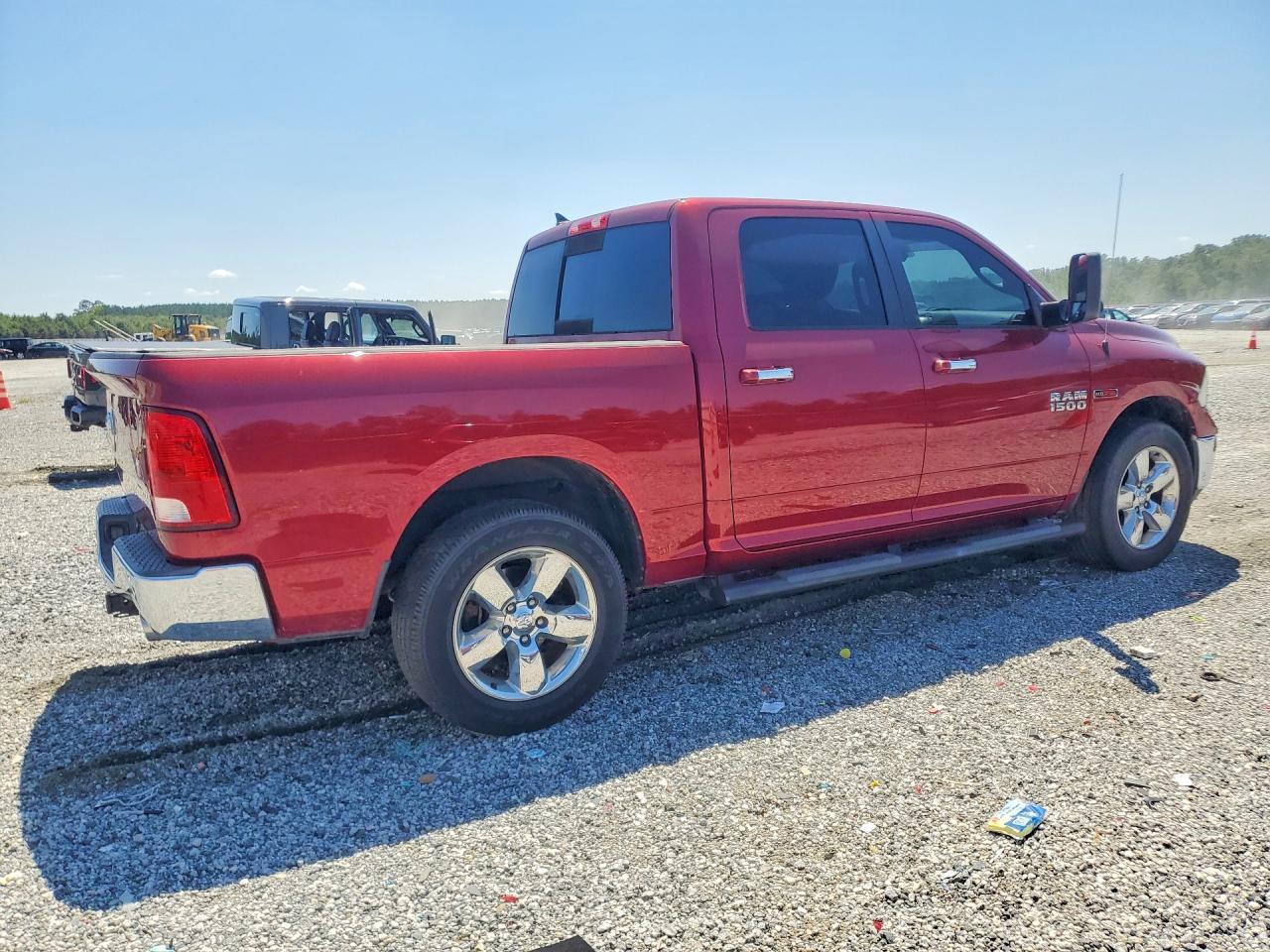2015 RAM 1500 SLT — снимка 3