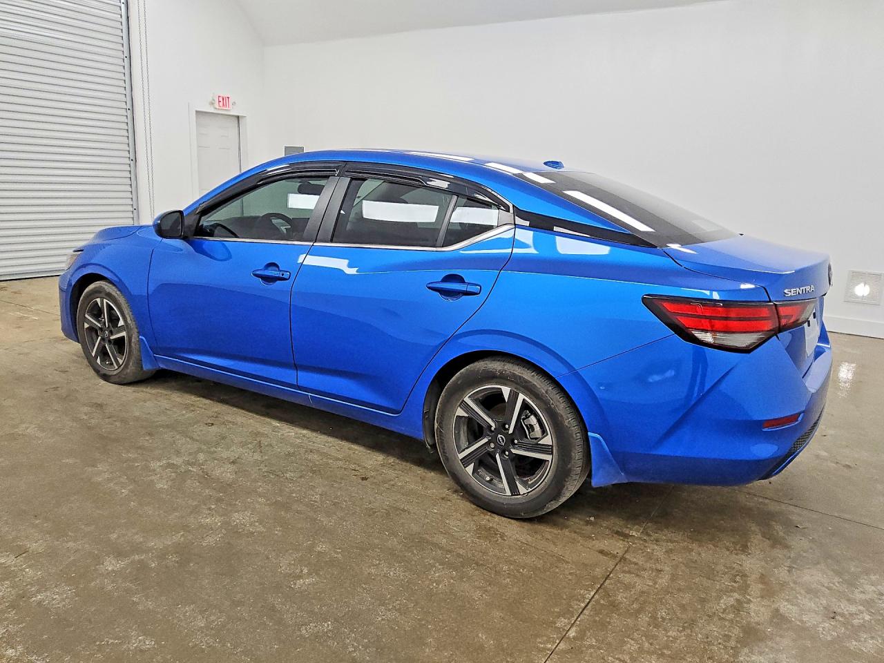 2025 NISSAN SENTRA SV — снимка 2
