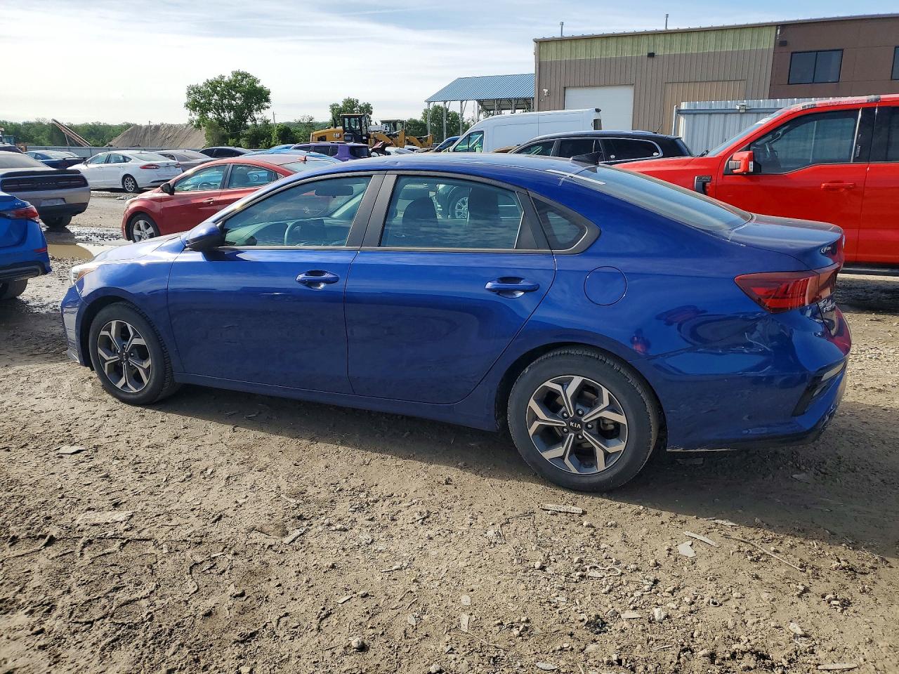 2021 KIA FORTE LXS — снимка 2