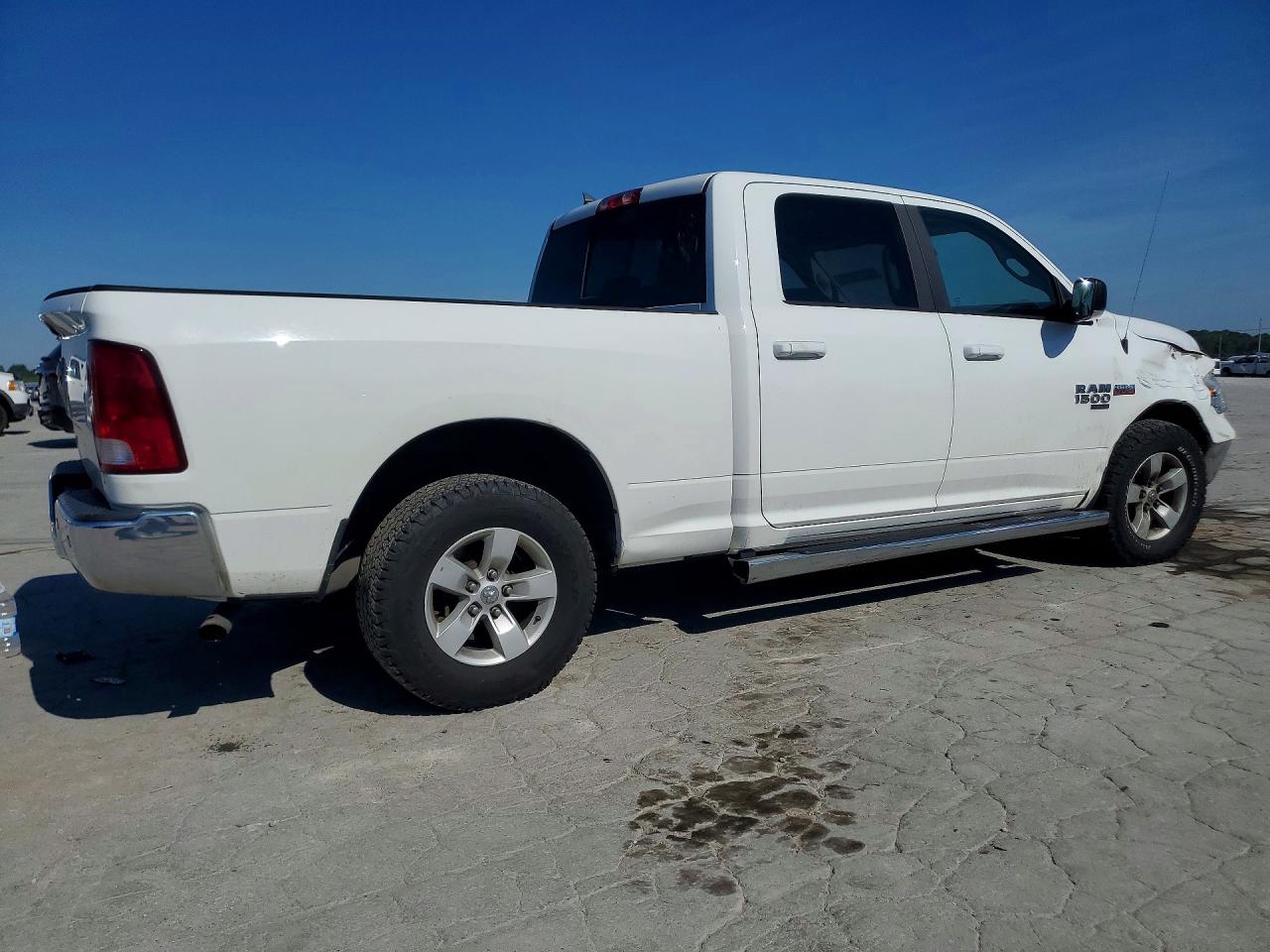 2020 RAM 1500 CLASSIC SLT — снимка 3