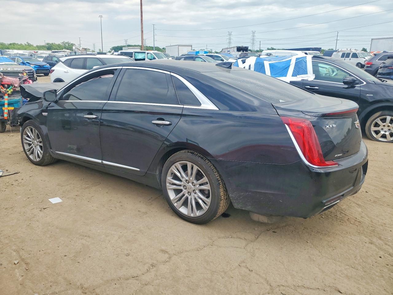 2018 CADILLAC XTS — снимка 2