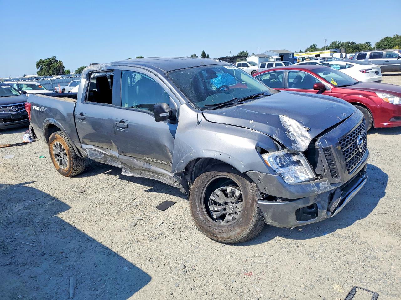 2019 NISSAN TITAN PRO-4X — снимка 4