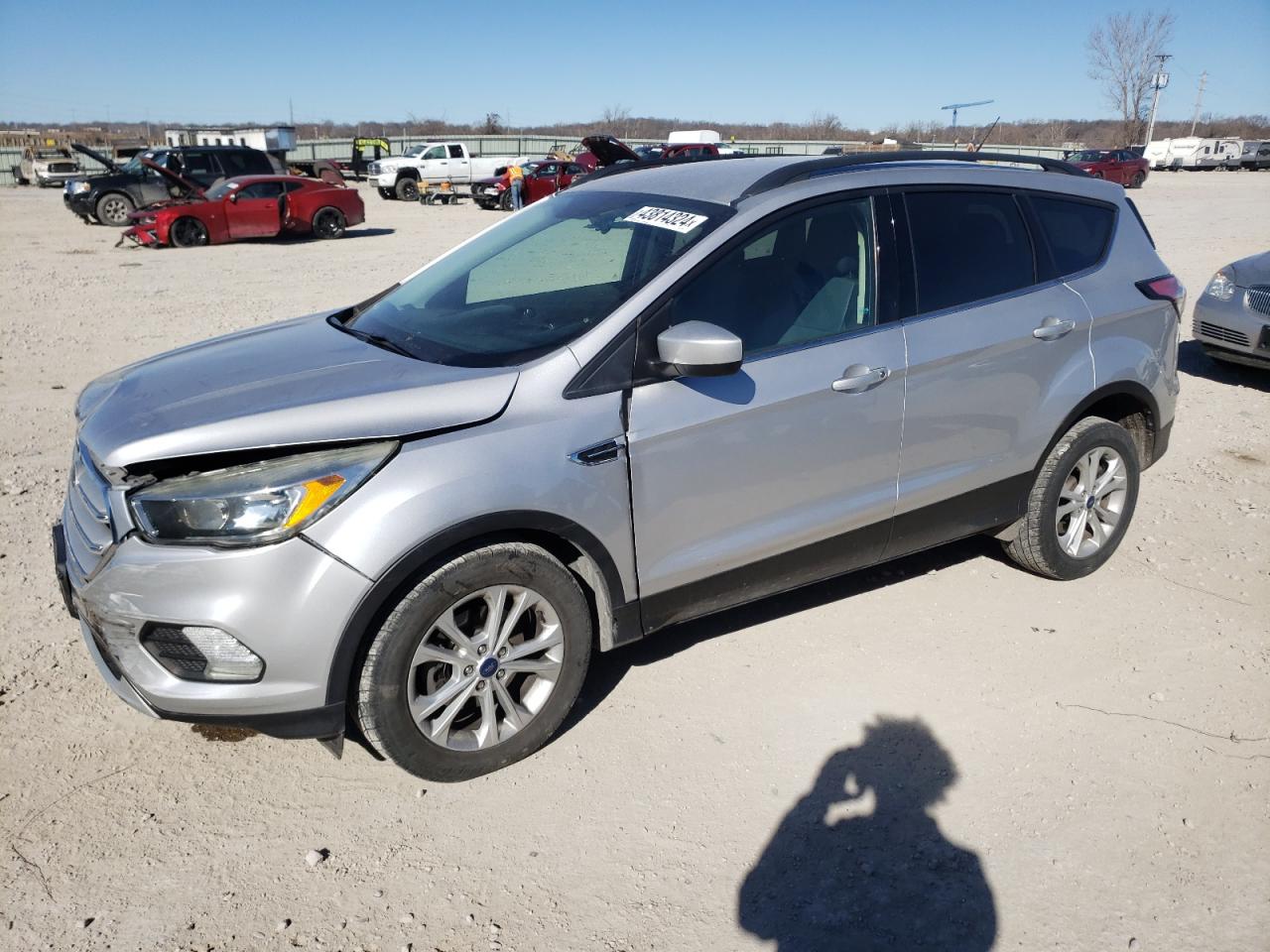 2018 FORD ESCAPE SE