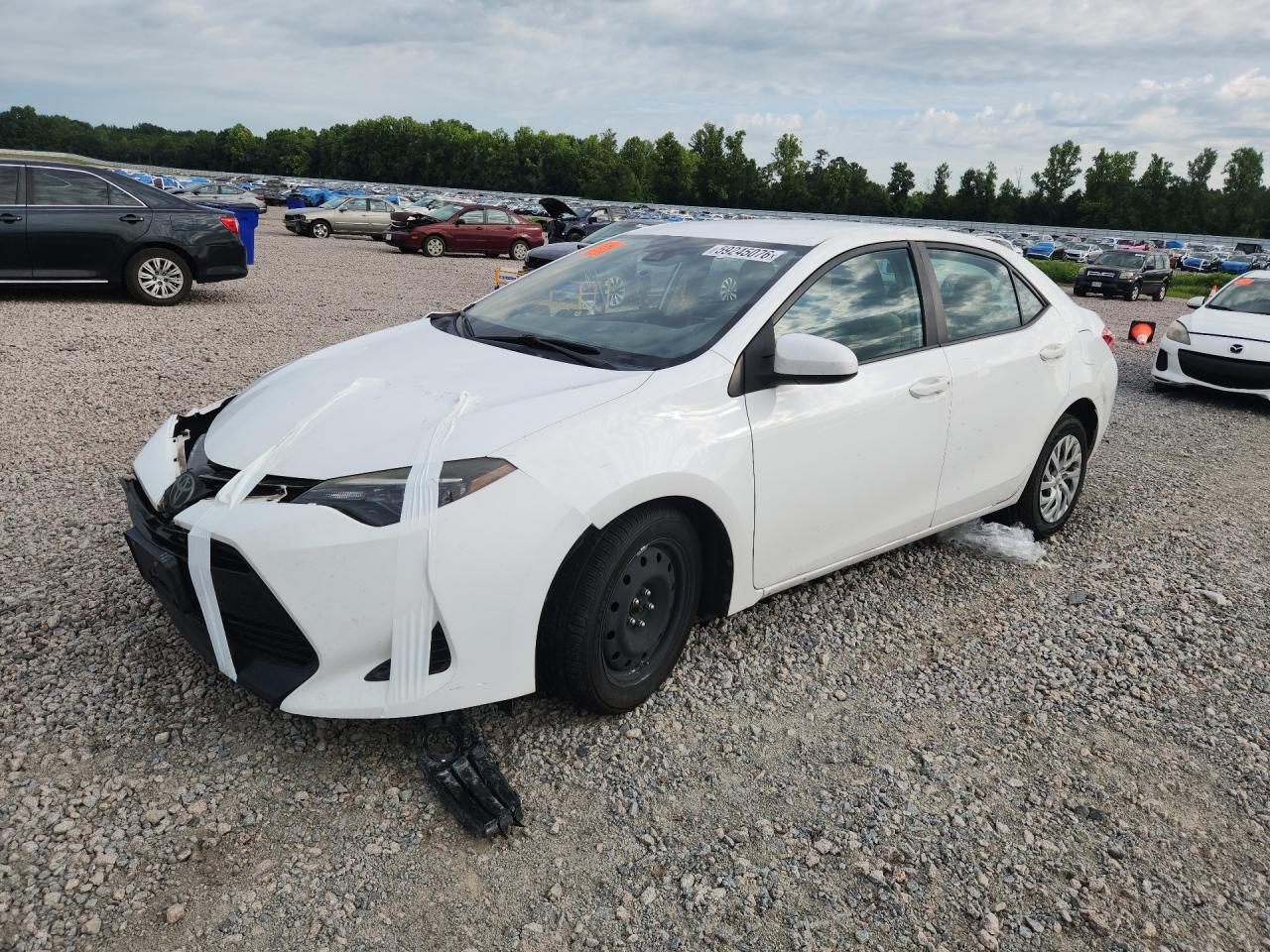 2017 TOYOTA COROLLA LE