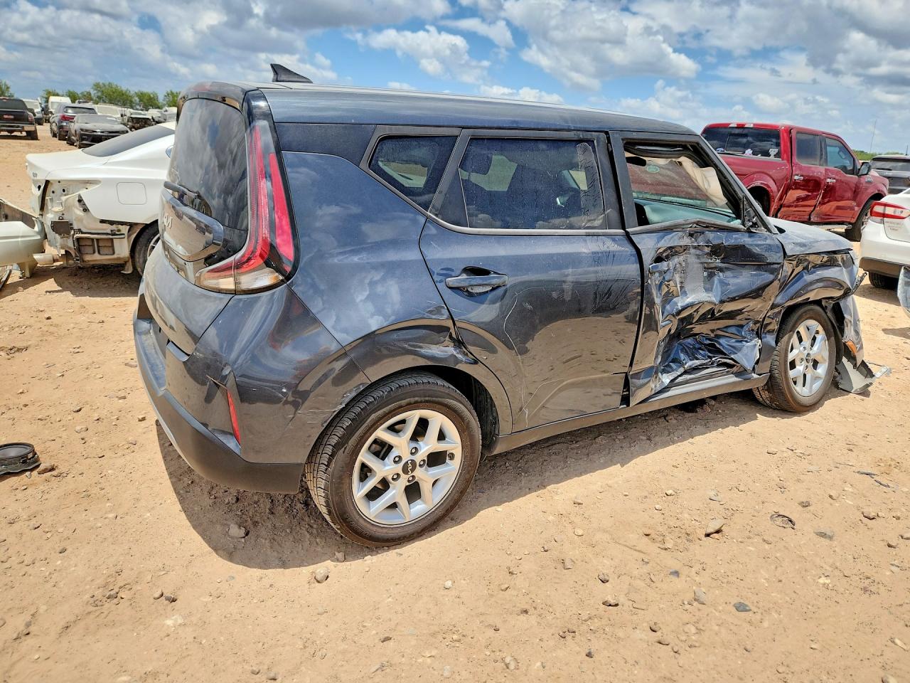2024 KIA SOUL LX — снимка 3