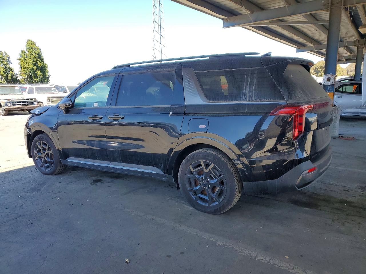 2025 KIA CARNIVAL HYBRID SX — снимка 2