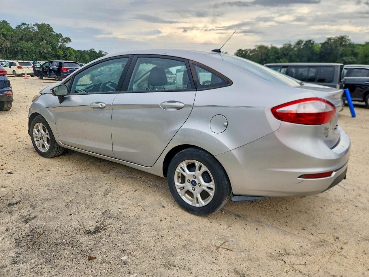 2016 FORD FIESTA SE — снимка 2