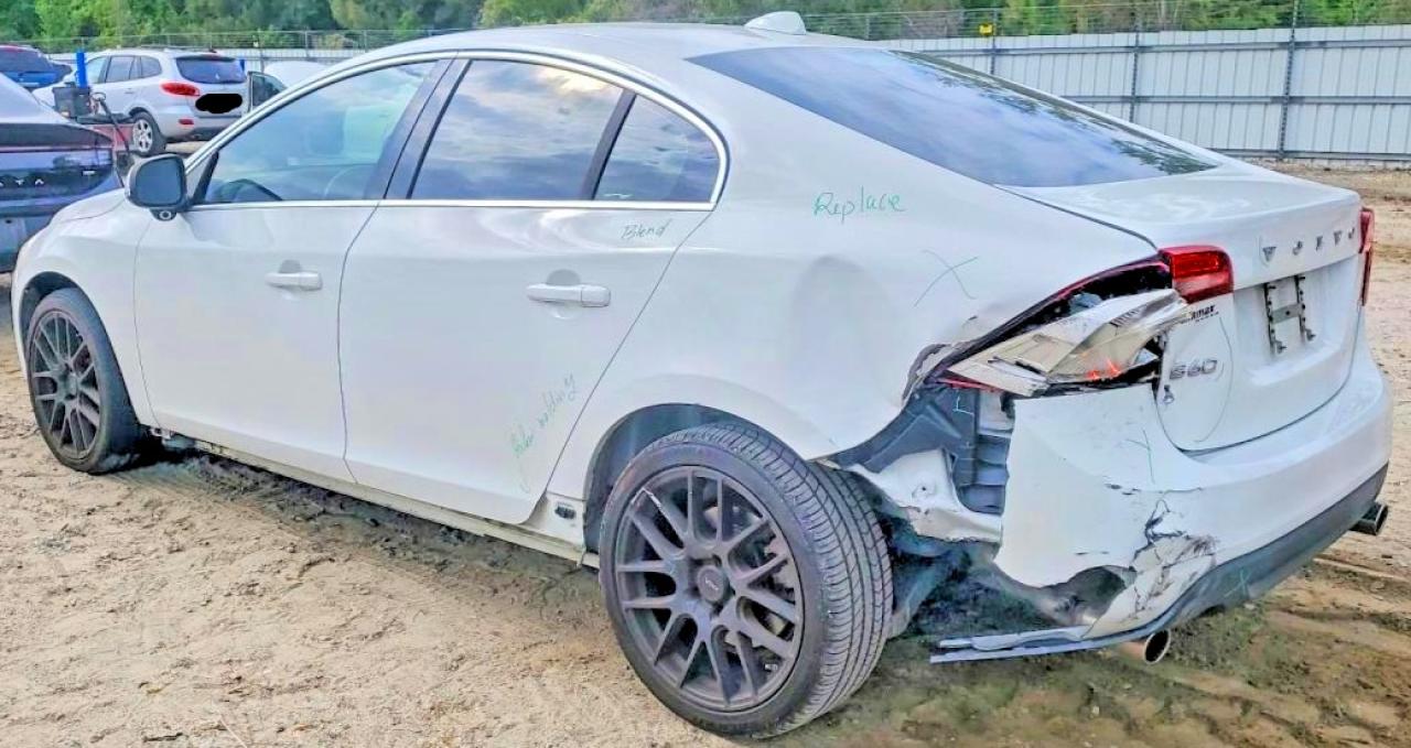 2013 VOLVO S60 T5 — снимка 2