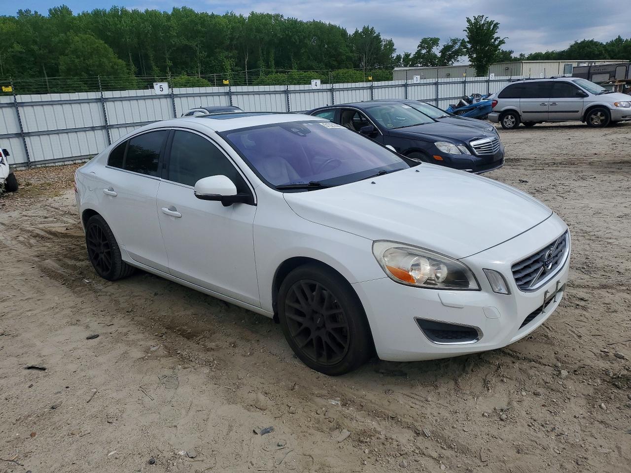 2013 VOLVO S60 T5 — снимка 4