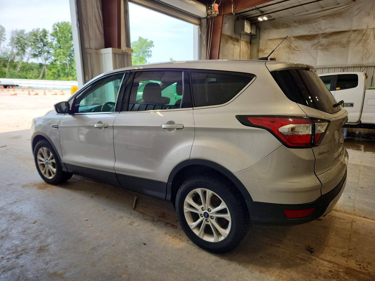 2017 FORD ESCAPE SE — снимка 2