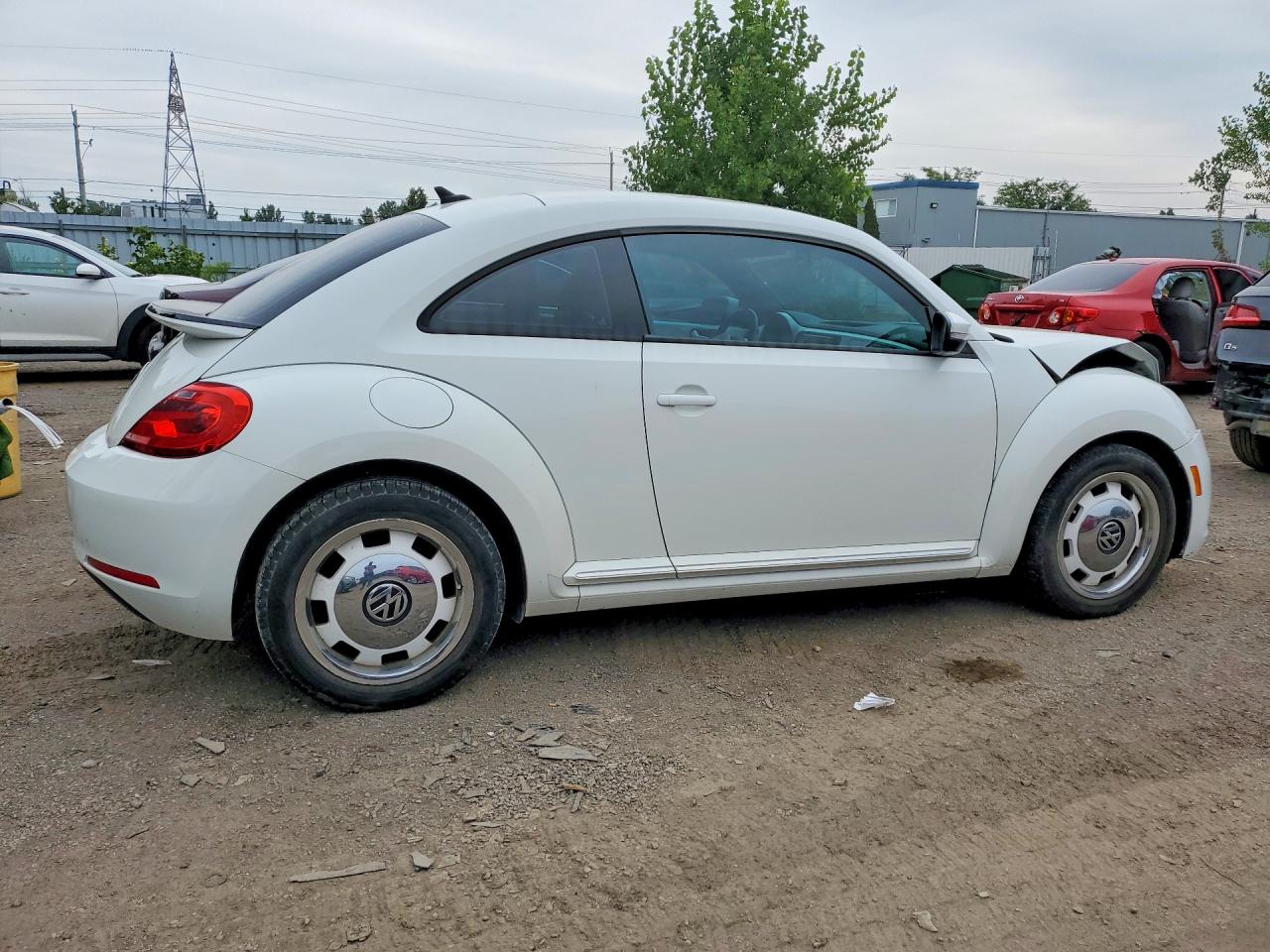 2016 VOLKSWAGEN BEETLE SE — снимка 3